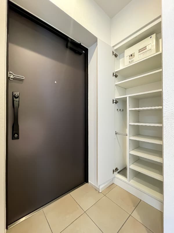 Room image 10