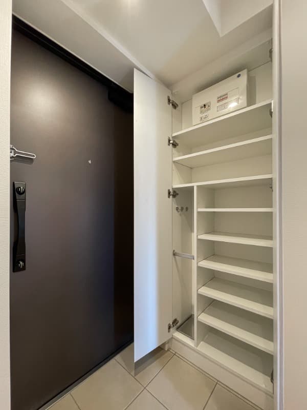 Room image 11