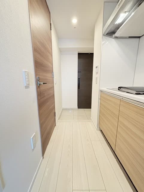 Room image 12