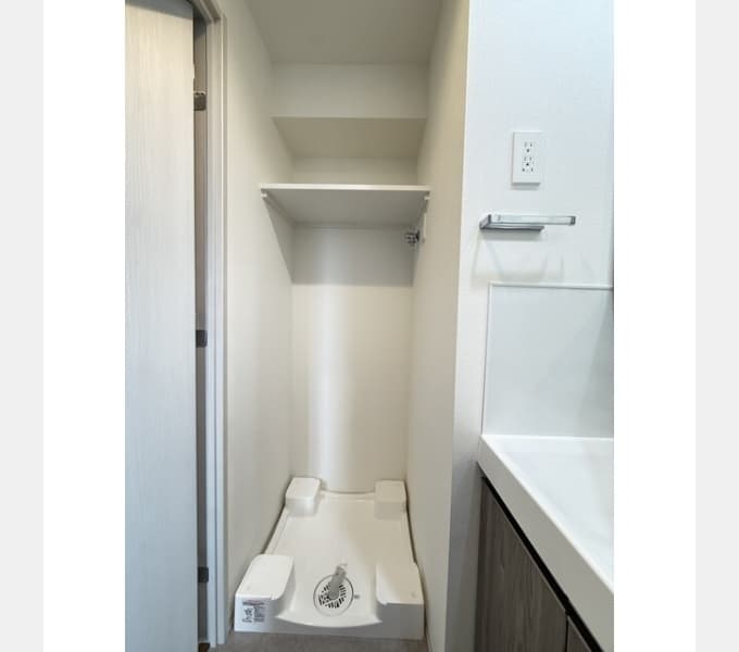 Room image 13