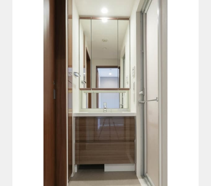 Room image 12