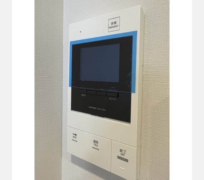 Room image 11