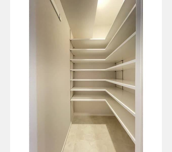 Room image 13
