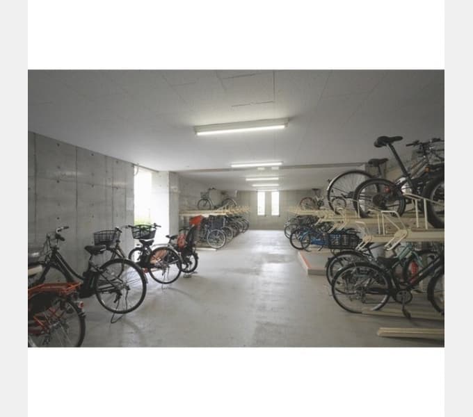 Room image 8