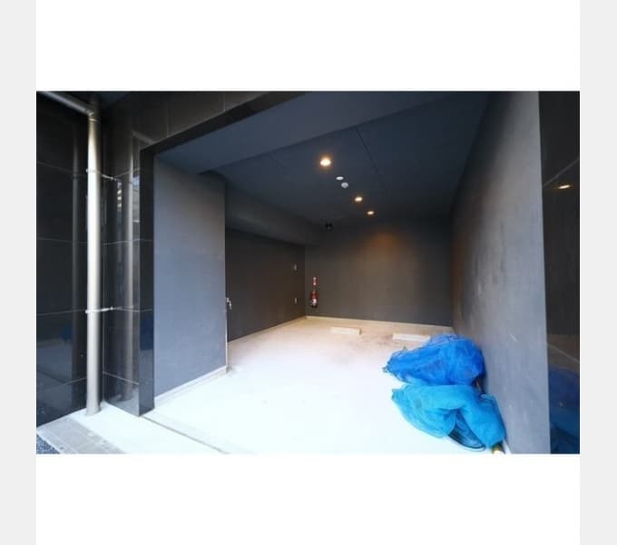 Room image 9