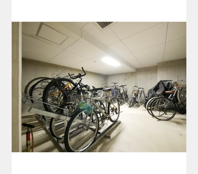 Room image 10