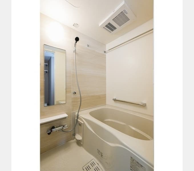 Room image 8