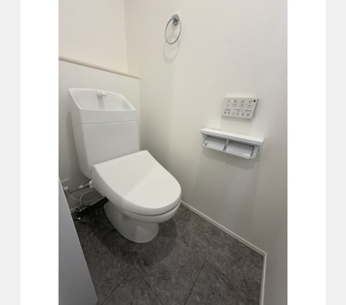 Room image 10