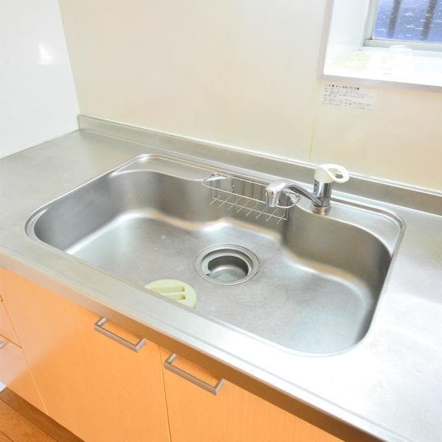 Room image 12