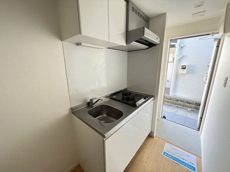 Room image 11
