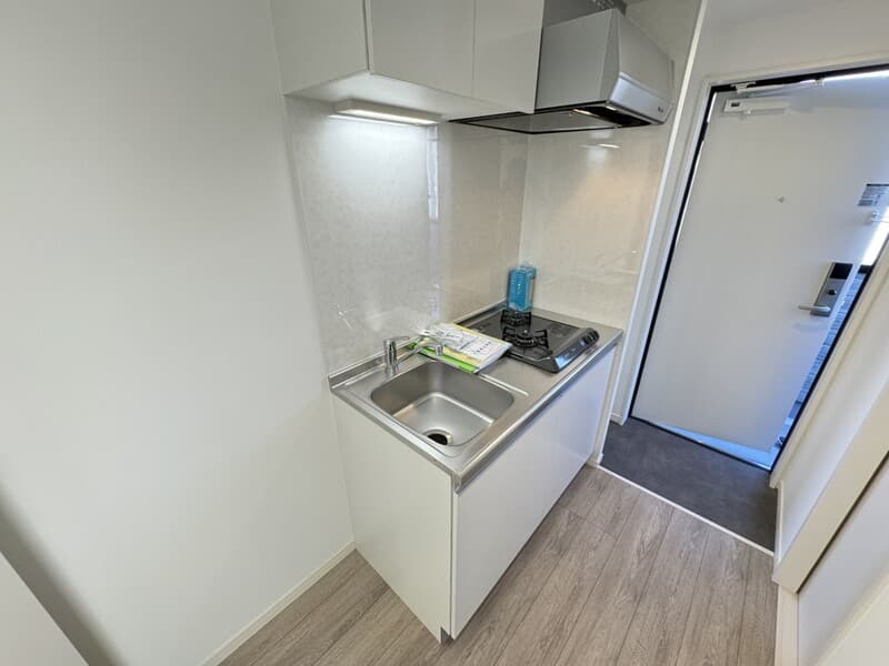 Room image 11