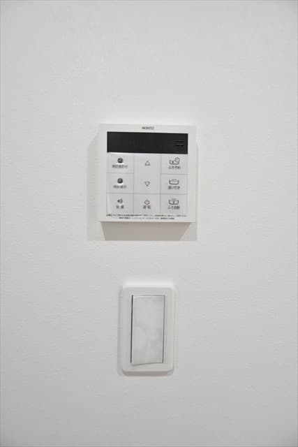 Room image 8