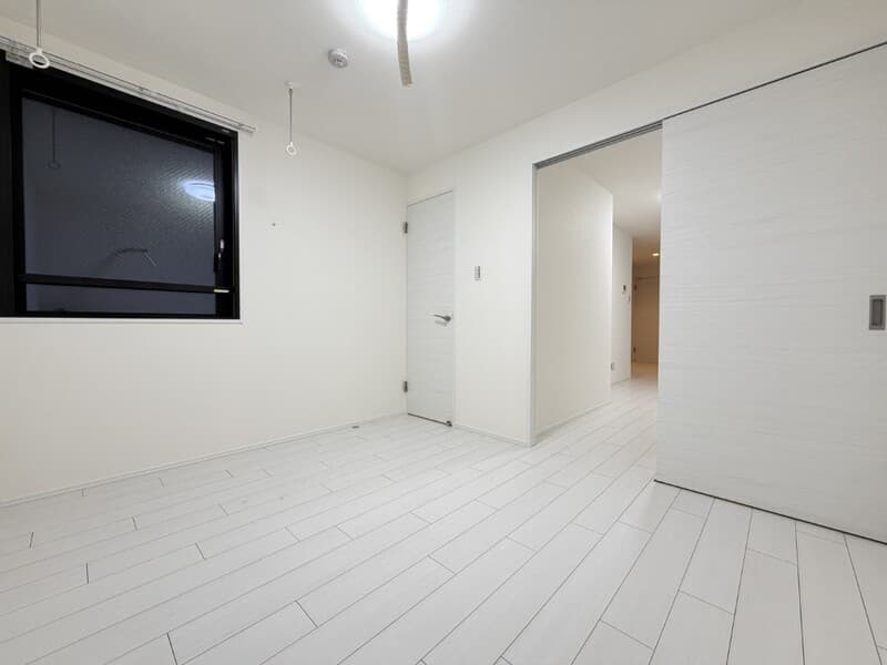 Room image 14