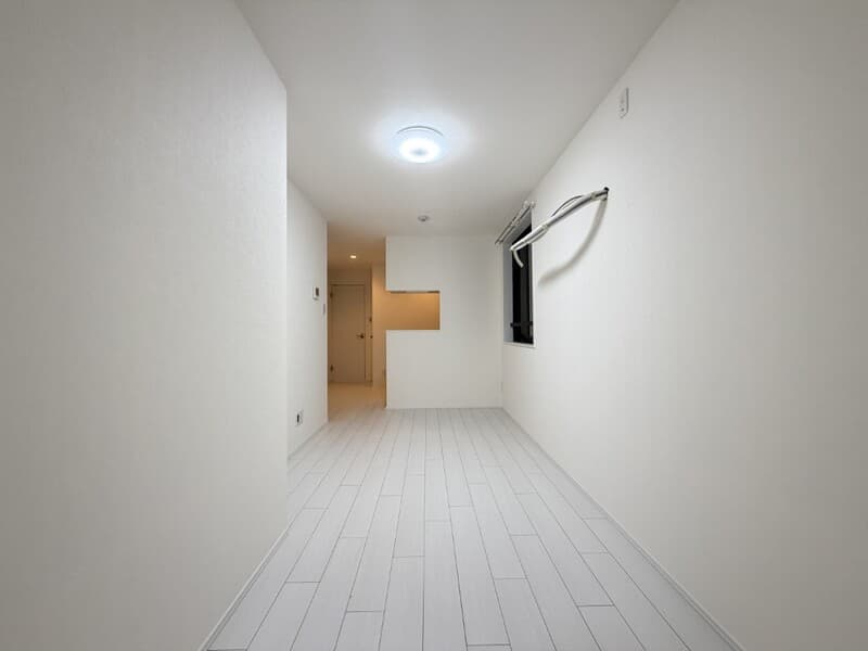 Room image 15