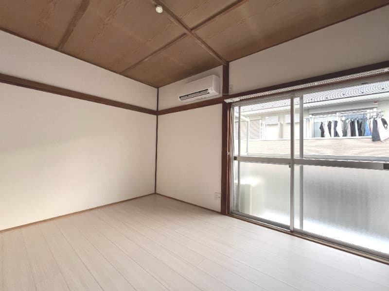 Preview interior of Kronos Tsunashima