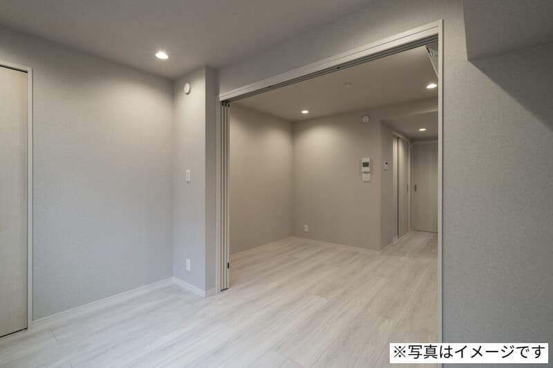 Room image 13