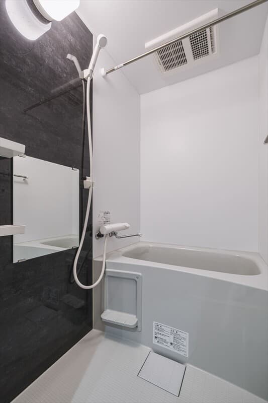 Room image 13
