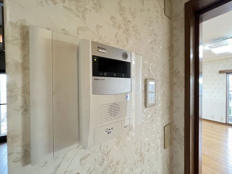 Room image 9
