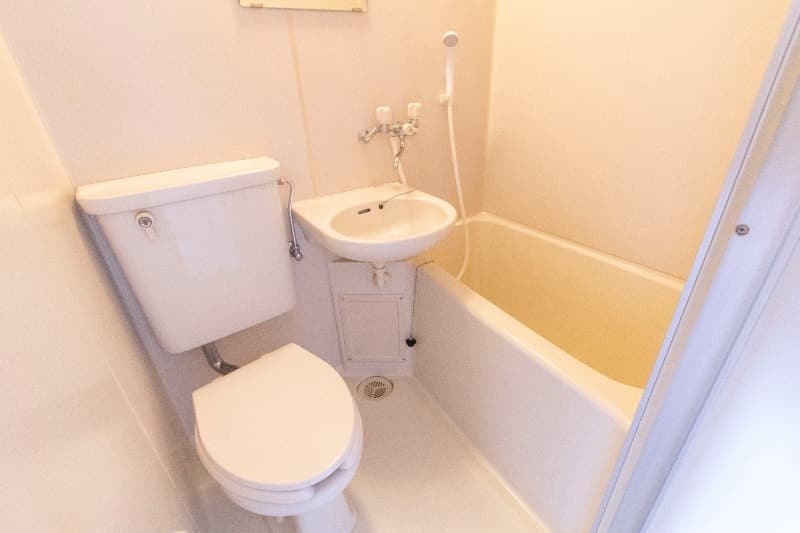 Room image 8