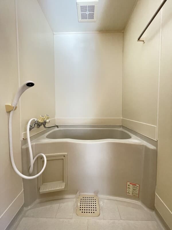 Room image 10