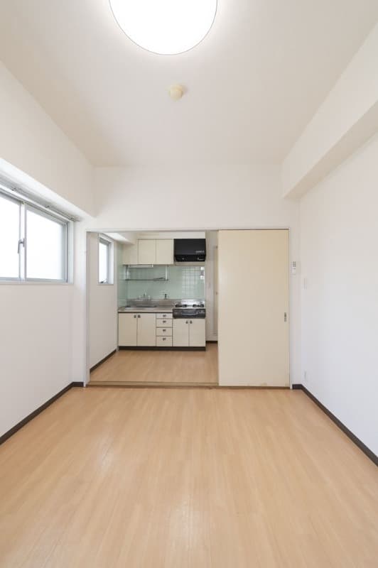 Preview interior of Tokan Isezakicho Castale