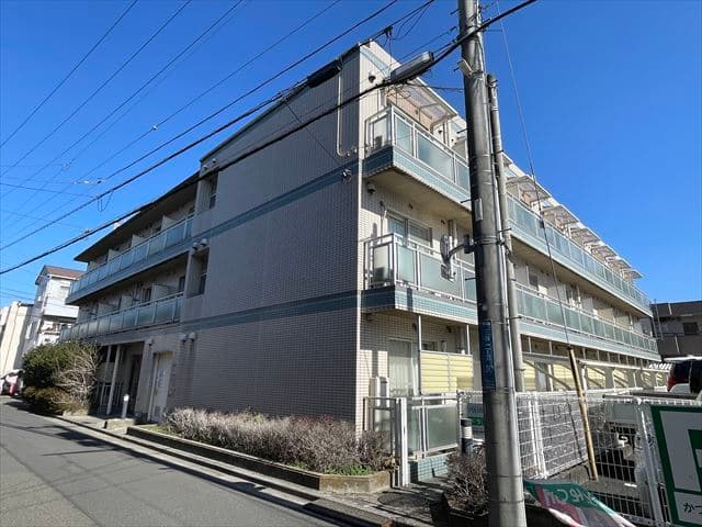 Main exterior of Belfurth Asakadai (Belfurth Asakadai)