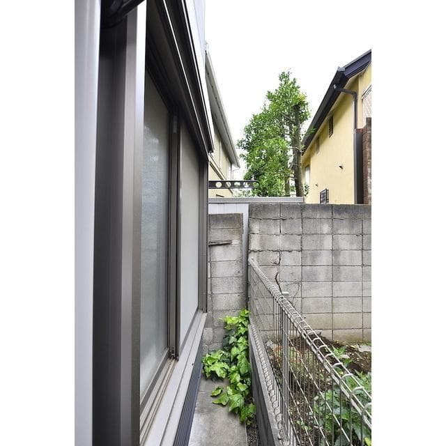 Room image 12