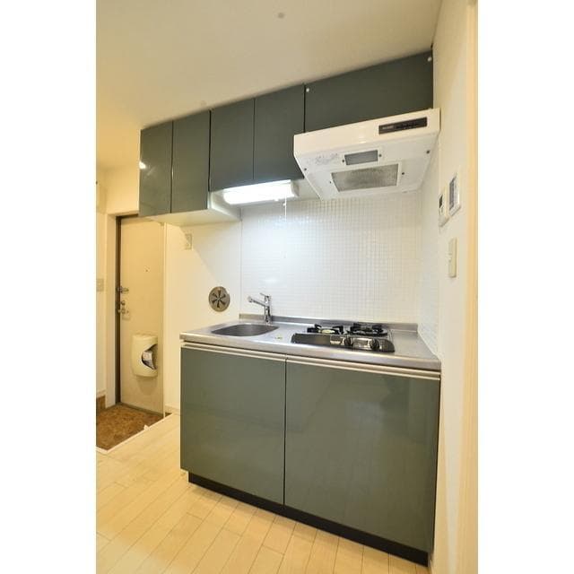 Room image 9