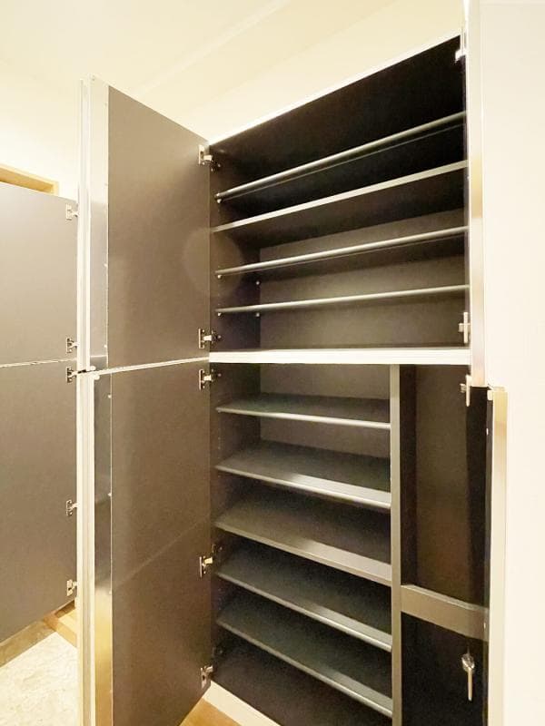 Room image 13