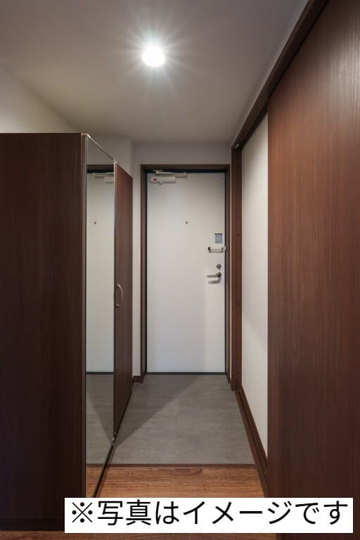 Room image 9