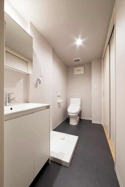 Room image 13