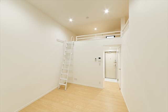 Preview interior of splendor