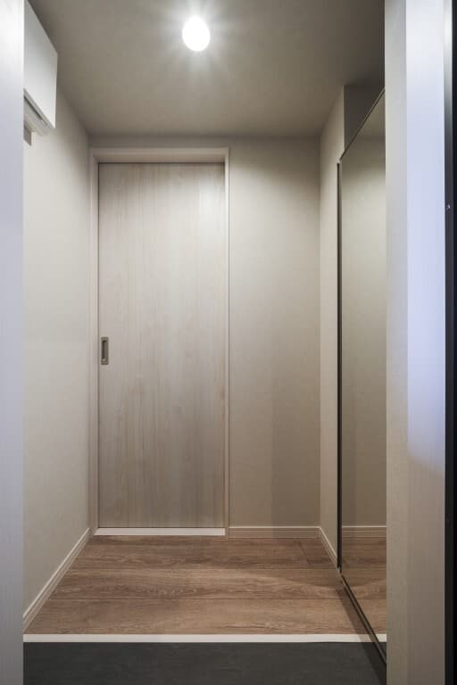 Room image 16
