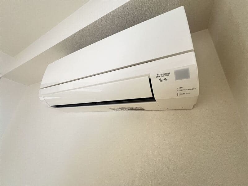 Room image 15