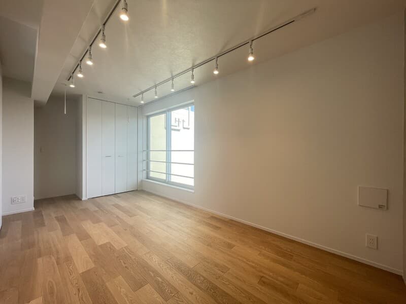 Room image 15