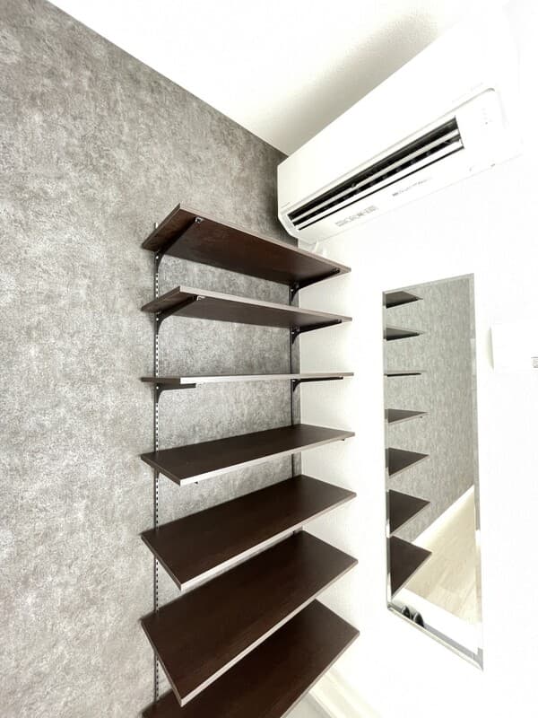 Room image 15