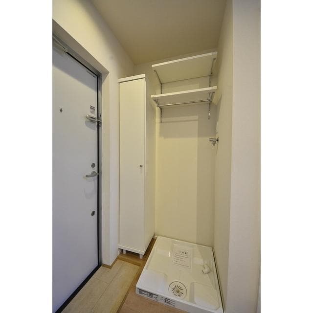 Room image 14