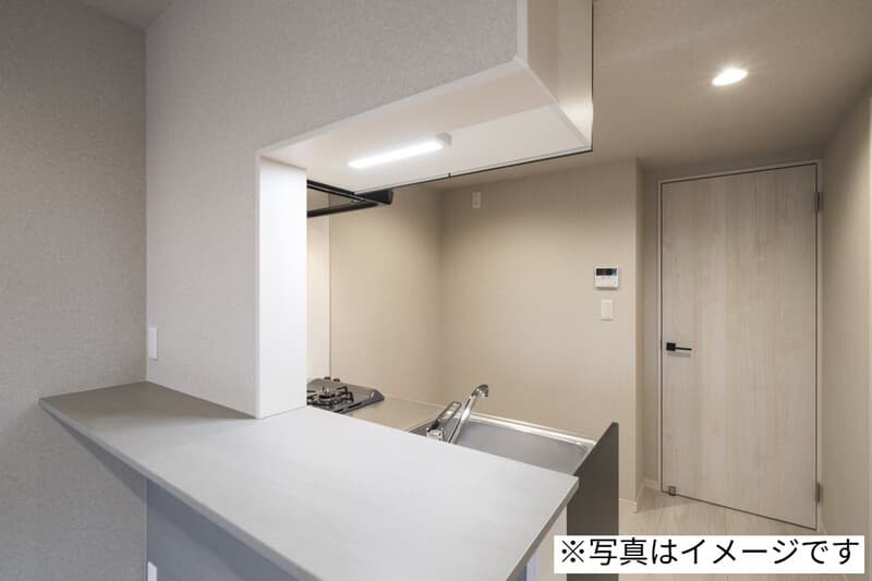 Room image 15