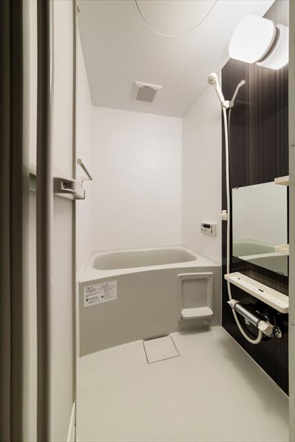 Room image 14