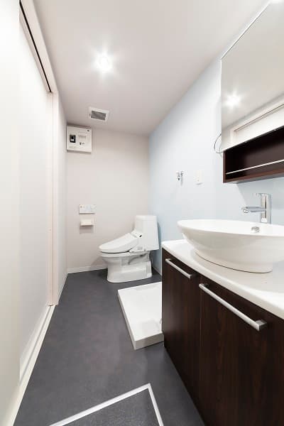 Room image 15