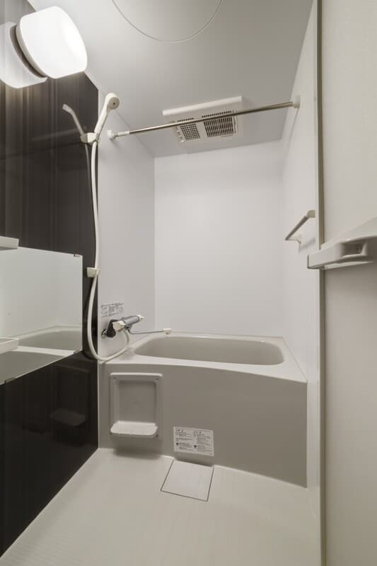 Room image 15