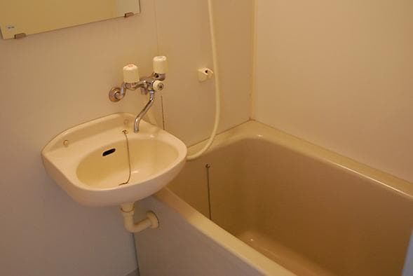 Room image 8