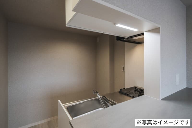 Room image 15