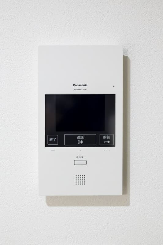 Room image 11