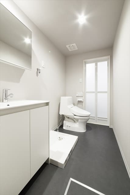 Room image 12