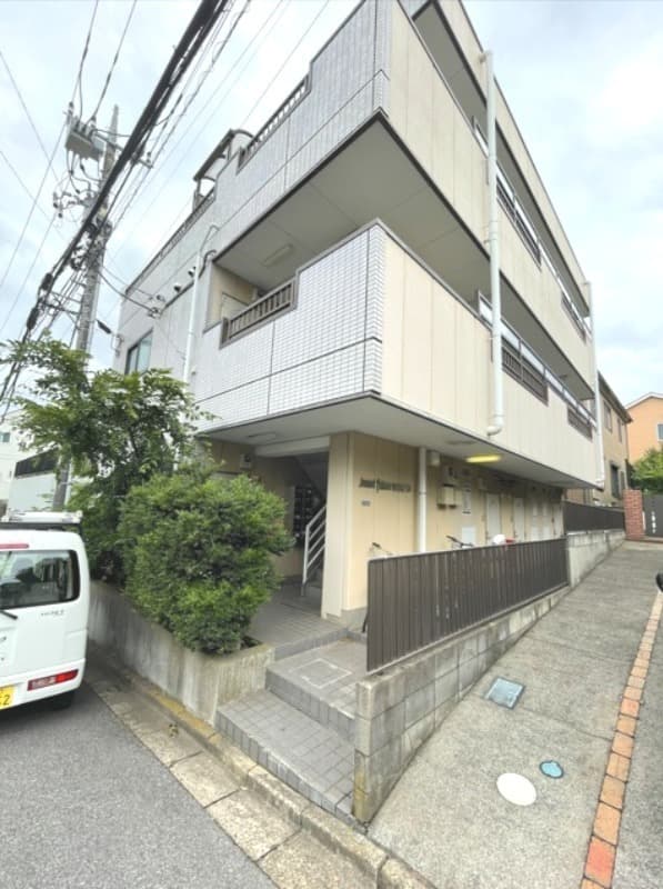 Main exterior of Geneparis Sushino No. 19