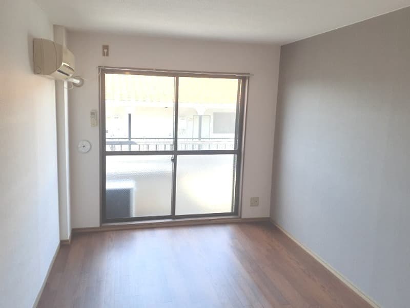 Preview interior of Geneparis Sushino No. 19