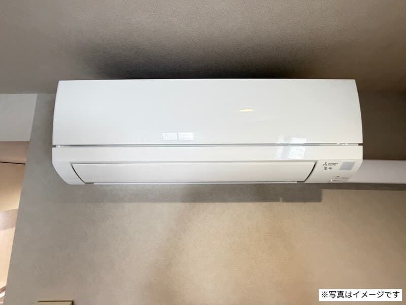 Room image 15