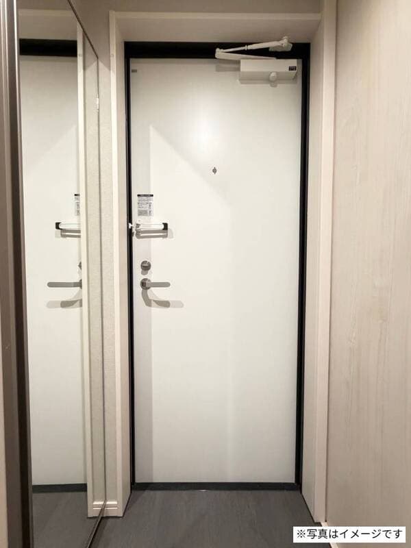 Room image 13