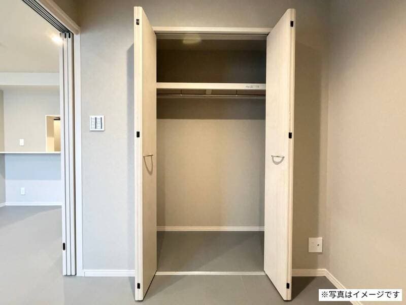 Room image 9